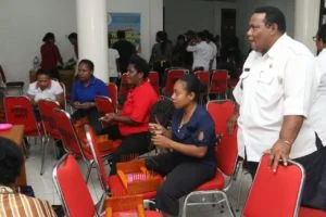 Kadistrik Japut Apresiasi Upaya Kelurahan Imbi Perkuat Ekonomi Keluarga