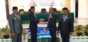 DPRD Kota Jayapura Gelar  Paripurna Penetapan Propemperda