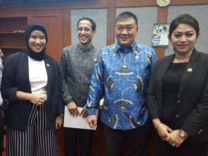 Rico Sia Dorong Pendidikan Berbasis Teknologi