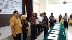 BPK  Serahkan LHP dan PDTT Kepada 6 Kabupaten /Kota Di Papua