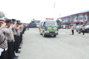 Almarhum Brigpol Hendra Saut Parulian Mendapat Kenaikan Pangkat Luar Biasa.