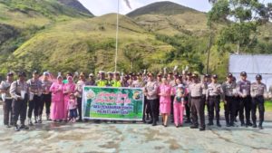 Hari Pohon : Polres Lanny Jaya Tanam 500 Bibit Pohon.
