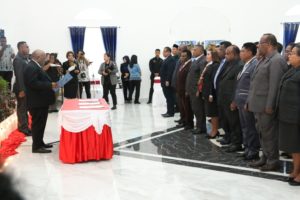 Wagub Papua Lantik Pejabat Pimpinan Tinggi Pratama Dan Pejabat Fungsional Analis Kebijakan.