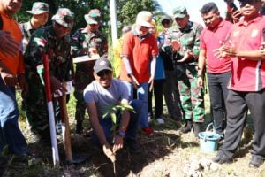 Tanam 1000 Pohon,Wali Kota Jayapura Akui Warga Gorontalo Dukung  Program Pemkot