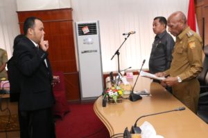 Wali Kota Jayapura Lantik dr.Johanes Siregar Sebagai Kepala Puskesmas  Imbi