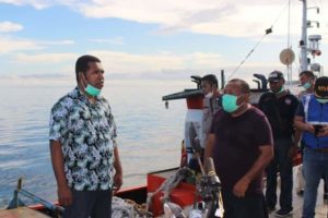 Diatas Dua Kapal Perintis ,Puluhan Penumpang di Dikarantina.