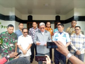Begini  Maklumat Kapolri Yang Disampaikan Taher Hanubun Kepada Rakyat  Maluku Tenggara.