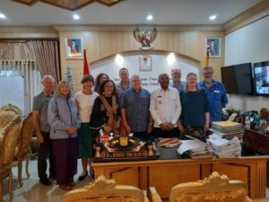 Para Pendeta Dari Australia Berdoa Untuk Wali Kota Jayapura