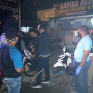 Asik Jual Miras Disaat Corona Mengancam, Dua Pria Ditangkap Tim Gabungan