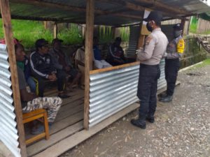 Sat Binmas Berikan Binluh Kepada Masyarakat Distrik Nogi