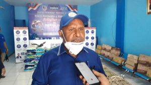 Fraksi Demokrat Serahkan Bantuan ke Staf DPD Demokrat Papua