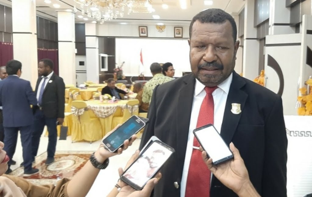 Pempus Harus Tegas Soal Dualisme Sekda Papua