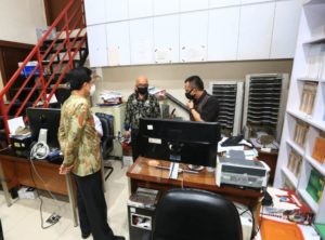 Cek Kedisiplinan Pegawai, Prof Rudy Sidak Ruangan di Balaikota