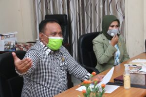 Diskusi Dengan Kelompok Cipayung,Joni Betaubun Apresiasi Ketua Pansus Covid-19 ,Yuli Rahman