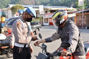 Cegah Penyebaran Covid-19, Propam Polda Papua Gelar Pemeriksaan Bagi Anggota