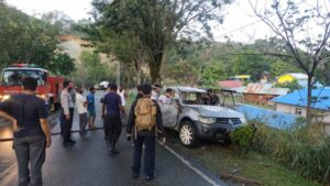 Masalah Keluarga,Satu Unit Mobil Dibakar