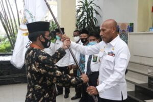 Lepas Kafila MTQ, Benhur Tomi Mano Targetkan Kota Jayapura Juara Umum