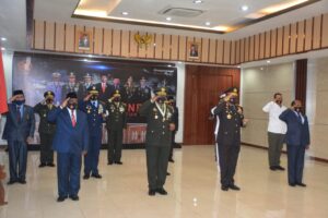 Pangdam XVII Cenderawasih Ikuti Upacara HUT TNI Ke 75 Yang Dilakukan Serentak Secara Virtual