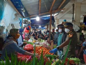 Sidak TPID Kota Jayapura, Wali Kota : Fluktuasi Harga Di Pasar Modern Tidak Begitu Tinggi
