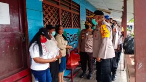 Taati Protokol Kesehatan Kapolda Papua Apresiasi Penyelenggara Pemilu Distrik Agats