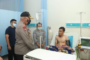 Kapolda Papua Cek Kondisi Korban Penembakan di RSUD Timika