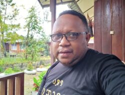 John NR Gobai ; Taman Budaya Waena Harus Segera di Lakukan Renovasi