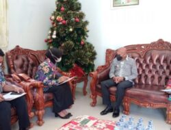 Pendataan Keluarga 2021 Oleh BKKBN Papua, Wali Kota BTM Mendapat Kunjungan Perdana