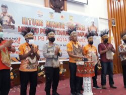 100 Hari Menuju PON XX Papua, Sub PB PON Kota Jayapura Launching Merchandise dan Air Dalam Kemasan