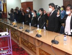Jabatan Bukan Untuk Gaya  Gaya