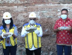 Wamen PUPR dan Ditjen Cipta Karya Letakan Batu Pertama Rehabilitasi SMA Gabungan Jayapura