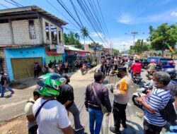 Tidak Kantongi Ijin Polisi Bubarkan Massa Pendemo