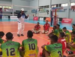 Komjen Waterpauw Berikan Motivasi Bagi Atlit Voli PON XX Papua