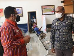 Dejong Makanuay : DPM – PTSP Kota Jayapura Konsisten Laksanakan UU Pelayanan Publik