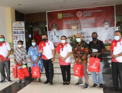 Dekranasda Kota Jayapura Serahkan Bantuan Hibah Mesin/ Peralatan Dan Bahan Baku kepada 124 Pelaku Usaha