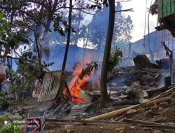 Enam Unit Rumah di Padang Bulan Hangus Terbakar