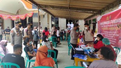 Dalam Satu Hari 1.563 Orang Divaksin di Kota Jayapura