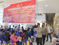 Kakorbinmas Baharkam Polri Tinjau Vaksinasi di Wilayah Kota Jayapura