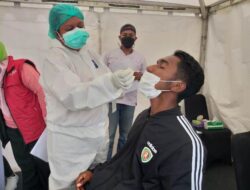 Aktivasi ID Card PON XX, Atlet Maluku Jalani Rapid Test Antigen
