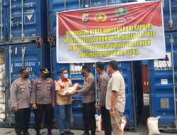 Guna Percepatan Vaksinasi Kapolri Berikan Bantuan Beras 500 Ton Kepada Polda Papua