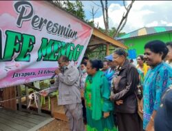 Kafe Mengge Hadirkan Nuansa Adat Port Numbay