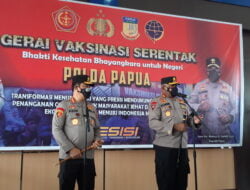 Ribuan Warga Kota Jayapura Banjiri Vaksinasi Massal Yang Digelar Polda Papua