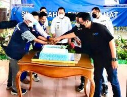 Rayakan HPN, Bupati Lahat Potong Kue Bersama Insan Pers