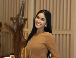 Putri Indonesia Pariwisata 2018 dan Putra Indonesia 2019 Memotivasi 20 Finalis Tan dan Monj Sebelum Tampil di Malam Grand Final