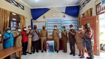 Rustan Saru Pastikan Pelayanan Publik dan Posko PPKM di Kelurahan