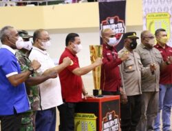 Rustan Saru Buka Turnamen Futsal Wali Kota Cup I