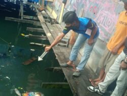 Masyarakat Temukan Janin Bayi Terapung di Belakang Pasar Hamadi