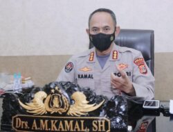 KKB Makin Bringas Pagi Teror Bandara, Malam Bakar Perumahan Guru