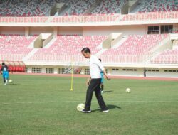 Kunker Ke Papua Presiden RI Resmikan Papua Football Academy di Jayapura