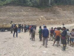 Tim Gabungan Berhasil Evakuasi 10 Pekerja Jalan di Pegunungan Bintang Papua