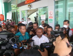 Diperiksa Dokter Singapura Kondisi Lukas Enembe Secara Psikologi Baik, Kelihatan Keceriaannya Mulai Kembali